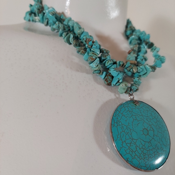 FINAL DROP💋Huge Turquoise disk pendant 3 strand chunky necklace - Picture 6 of 7